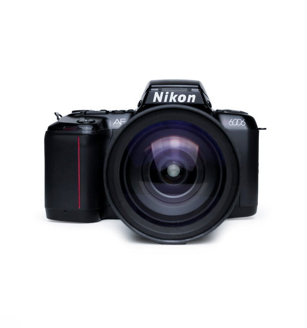 Nikon N6006 35mm SLR Film Camera with 28-200mm f3.8 Lens