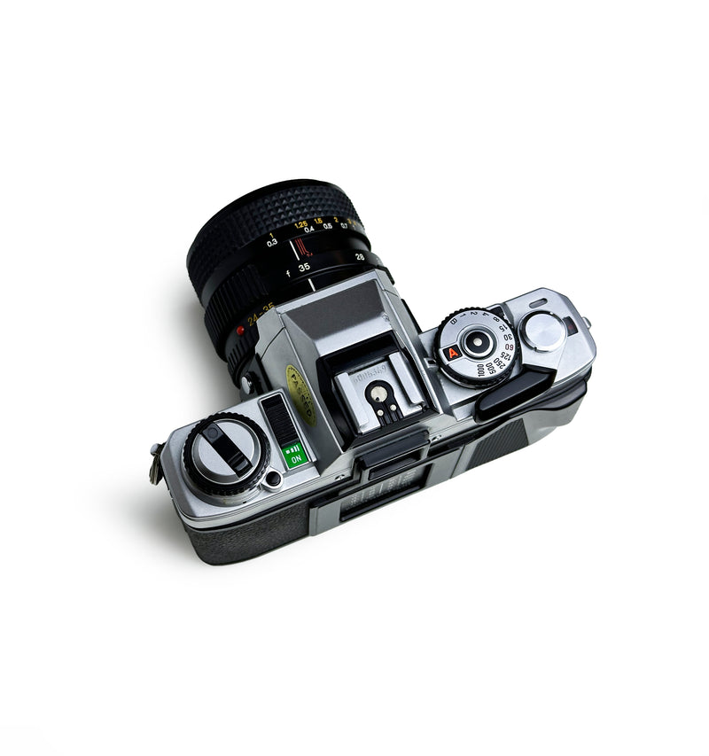 Minolta X-500 35mm SLR Film Camera with 24–35mm f/3.5 Lens