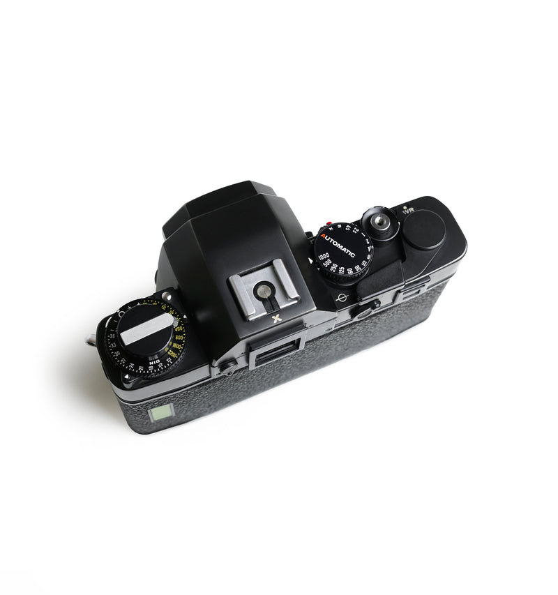Leica R3MOT Electronic 35mm SLR Film Camera with Leica Motor Winder R3