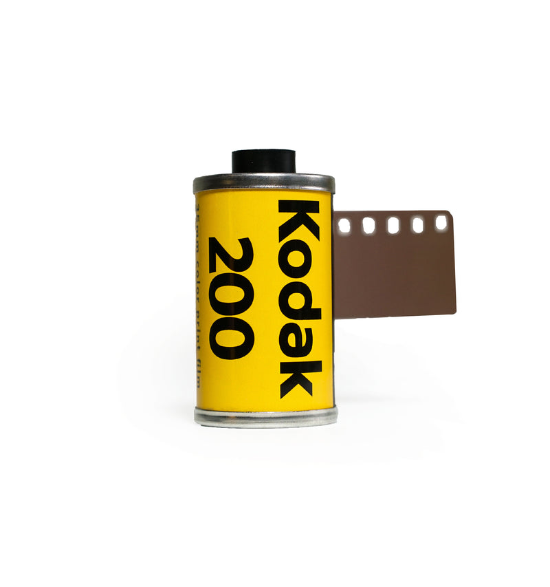 Kodak Gold 200 24 exp 35mm film –